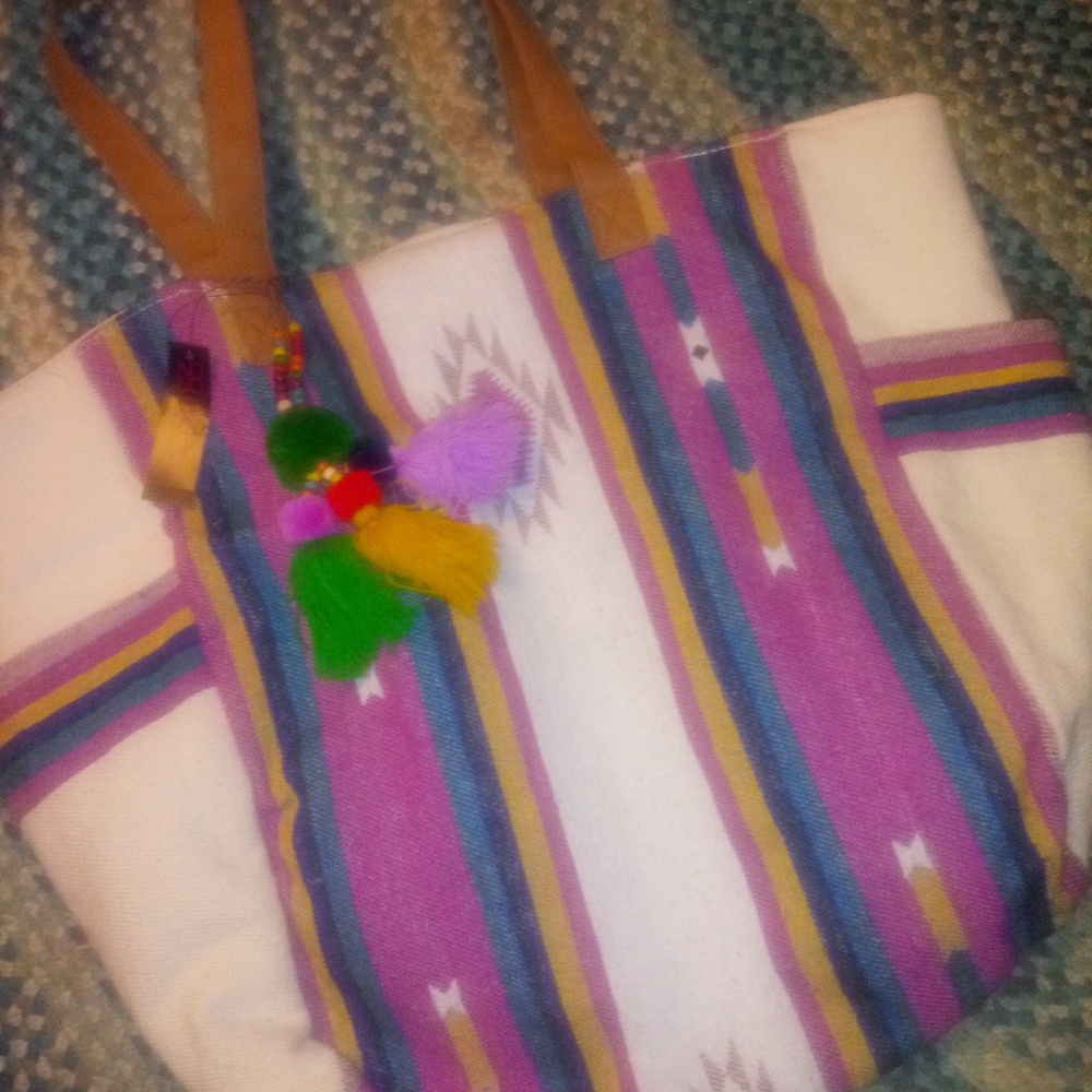 Woven tote bag